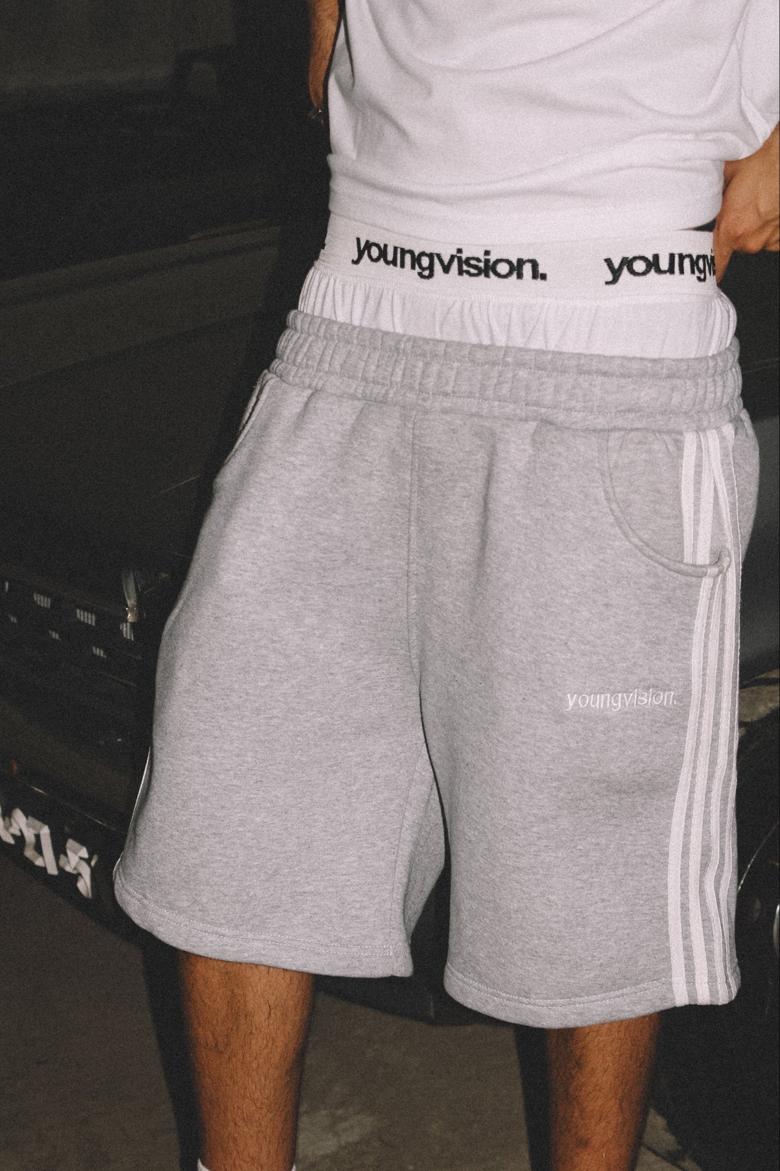 "LINE" DOUBLE WAIST SHORTS